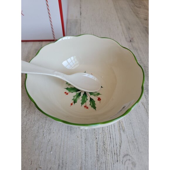 Lenox hosting holidays carved dip bowl spoon mistletoe Xmas set - Picture 2 of 8